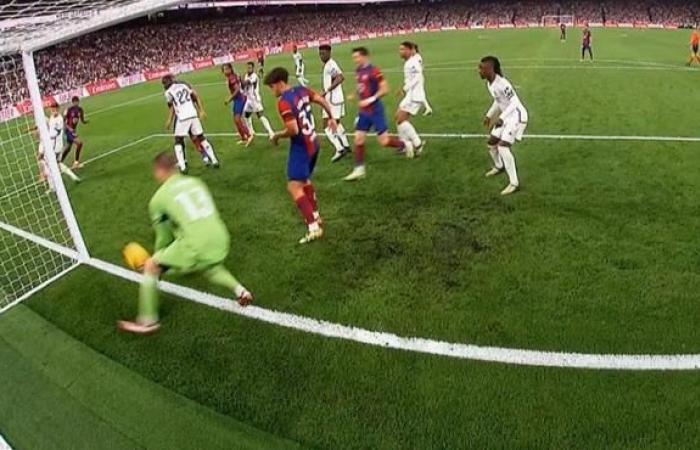 بالبلدي: سنتيمترات تحرم برشلونة من هدف محقق امام ريال مدريد
