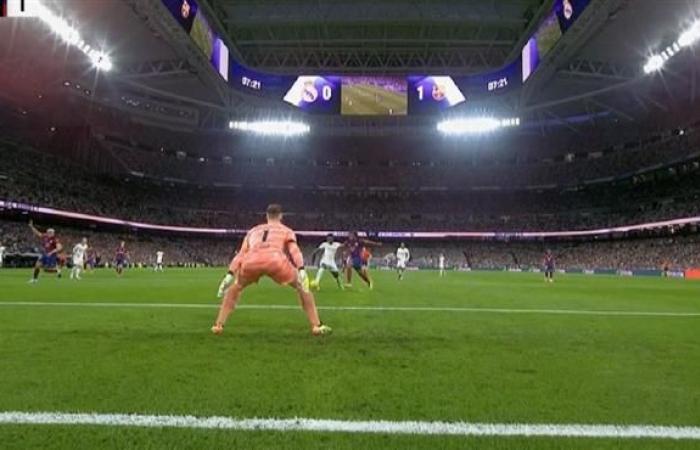 بالبلدي: فينيسيوس جونيور كاد ان يسجل هدف امام برشلونة