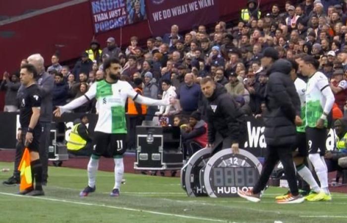 بالبلدي: شجار محمد صلاح مع كلوب لحظة دخوله بديلاً في مباراة ليفربول ووست هام يونايتد